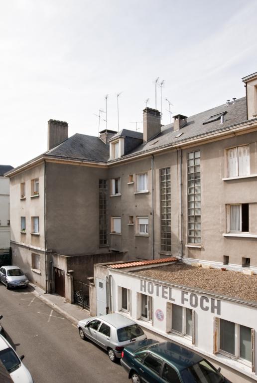 Façades postérieures de la rue du Maréchal-Foch.