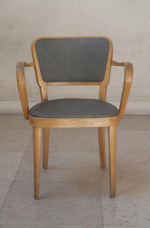 Ensemble de chaises et de fauteuils