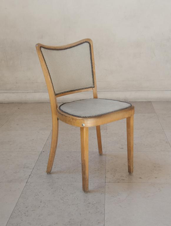 Ensemble de chaises et de fauteuils