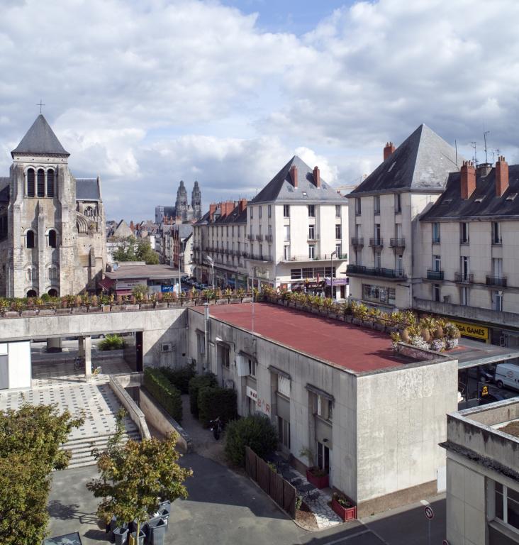 Terrasse ouest vue depuis l'école des beaux-arts.
