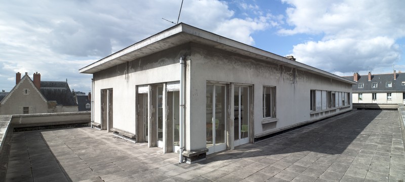 Troisième étage de l'aile est : appartement du directeur vu depuis la terrasse.