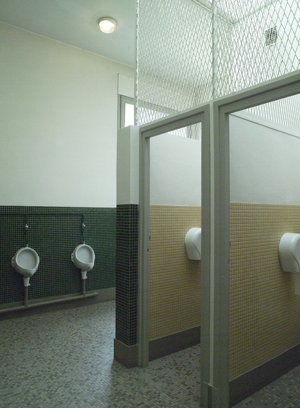 Premier étage de l'aile nord : toilettes.