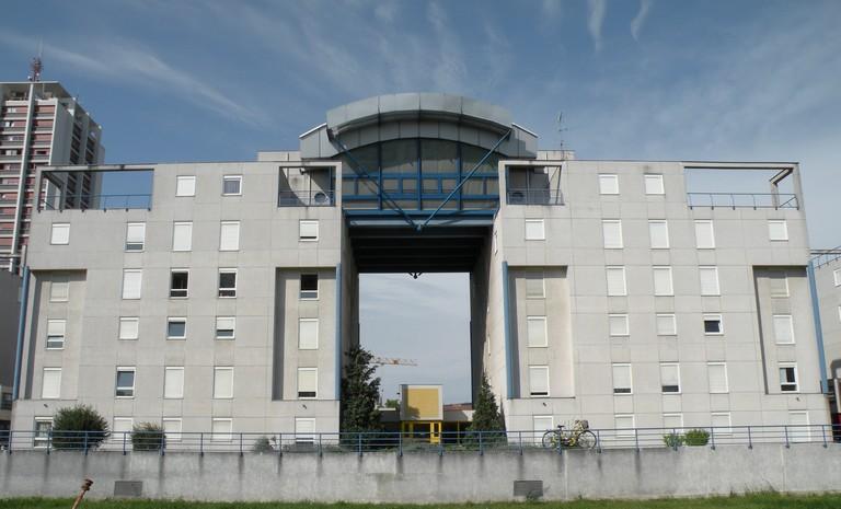 Vue de la façade Est des deux plots centraux.