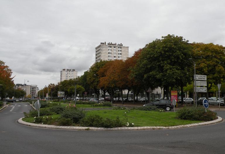Vue générale de la promenade plantée avant sa destruction.