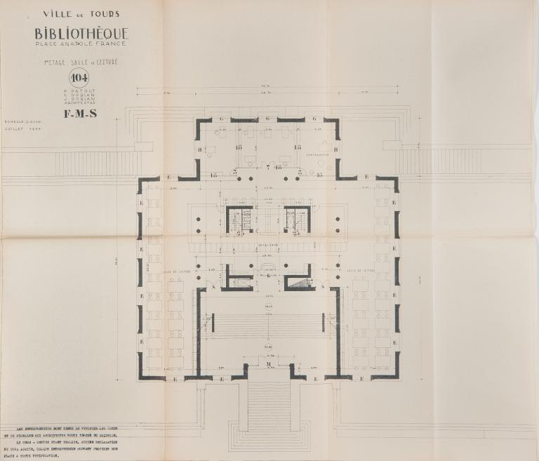 Plan du premier étage - salle de lecture, P. Patout, Ch. et J. Dorian arch., juillet 1955. (archives municipales de Tours, 4 M Bibliothèque, boîtes 709-711).