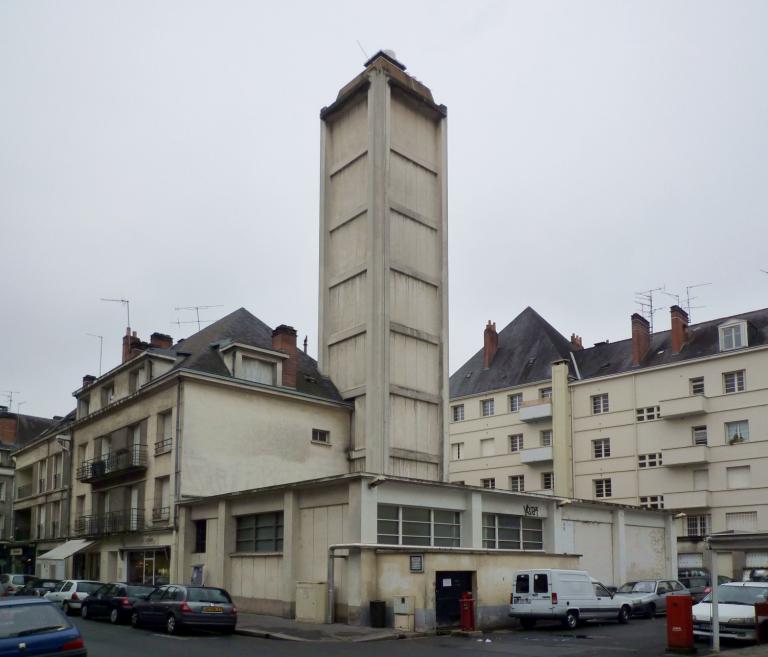 Ensemble d'immeubles et chaufferie rue Jules-Favre (moitié sud de l'îlot). ; Chaufferie de l'îlot H.