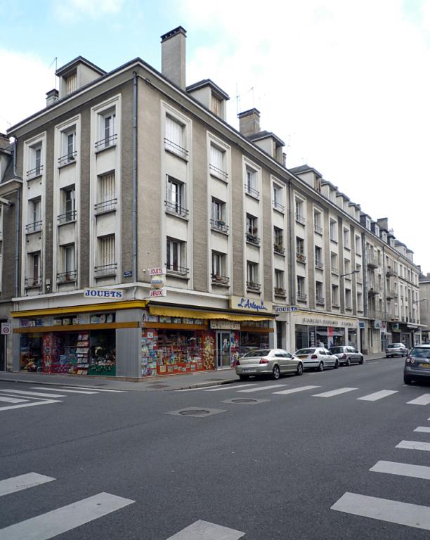 Façades rue Marceau.