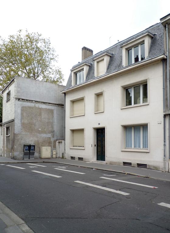 Maison (43 rue Néricault-Destouches)