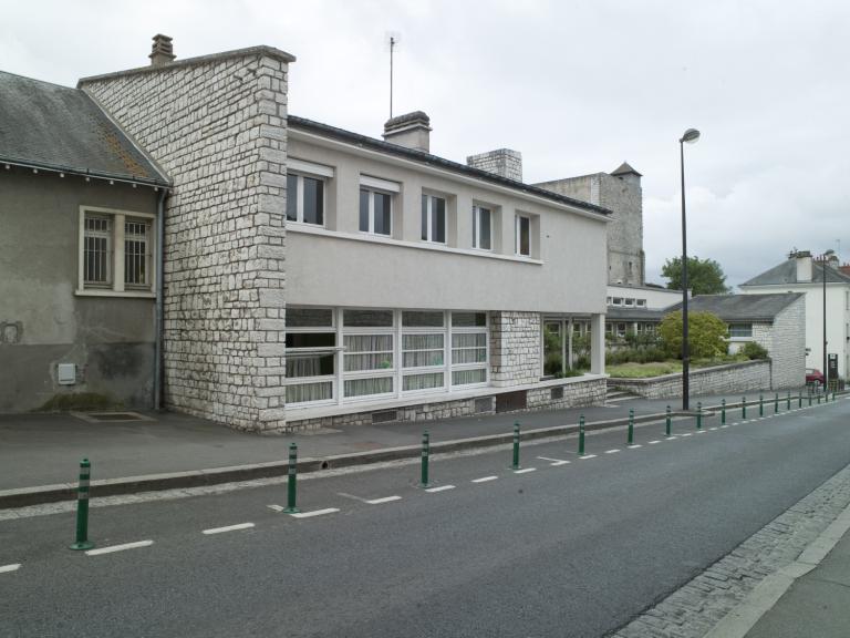 Façade nord, sur la rue Trouessard.