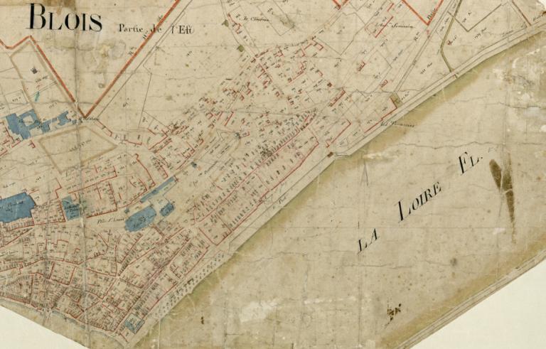 Extrait du cadastre napoléonien de 1809 : rive droite en amont du pont Jacques Gabriel. (archives départementales du Loir-et-Cher, 3 P 2/18/3). ; Extrait du cadastre napoléonien de 1809 : rive droite en amont du pont Jacques Gabriel. (archives départementales du Loir-et-Cher, 3 P 2/18/3).