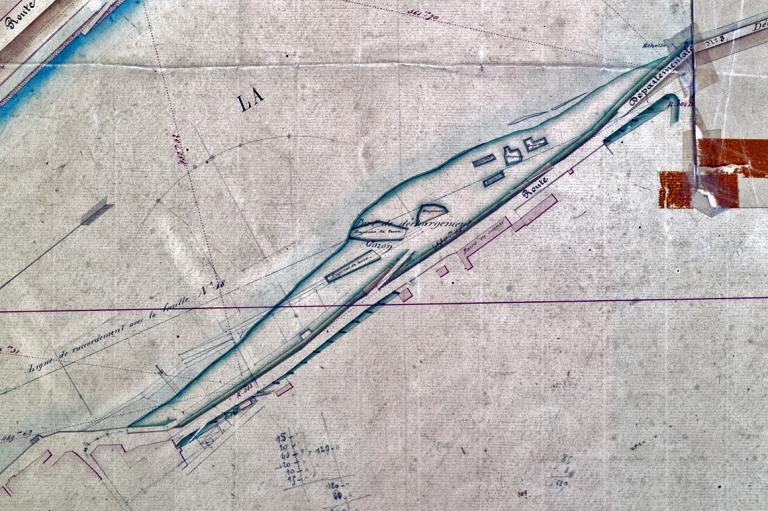 Carte de la Loire dans la traversée du Loir-et-Cher, non datée (vers 1850) : détail sur le port de déchargement de la Creusille à Blois. (archives départementales du Loir-et-Cher, 116 Fi feuille 19).