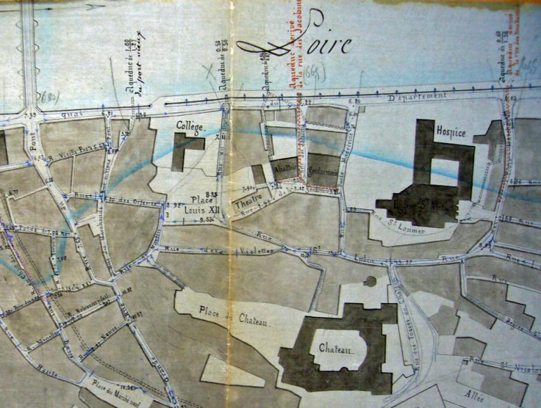 Les aménagements portuaires de la Loire : commune de Blois (Loir-et-Cher)
