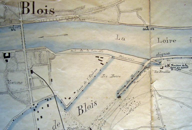 Plan de la Loire à Blois, 5 août 1908, ingénieur ordinaire Humpert. Détail sur la partie située en amont du pont Jacques Gabriel. (archives départementales du Loir-et-Cher, 3 S 120).