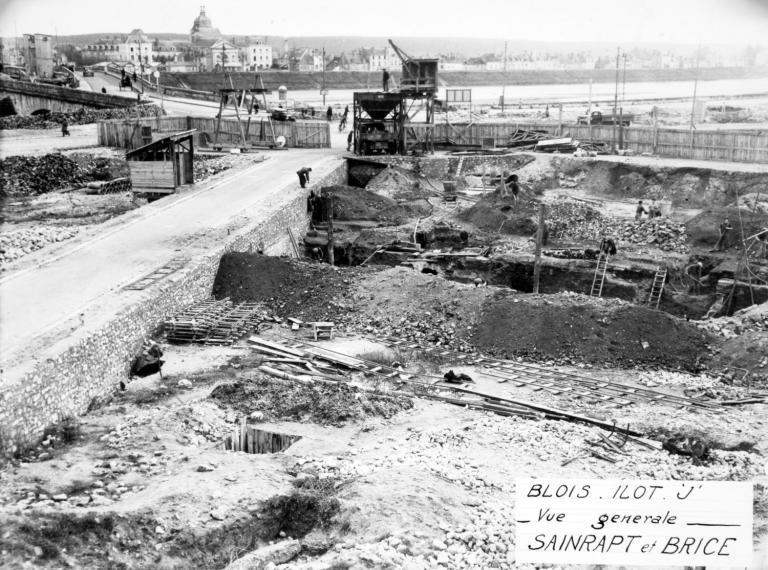 Vue générale prise depuis le nord, 1946. (Archives départementales de Loir-et-Cher, Blois, 1029 W 89).