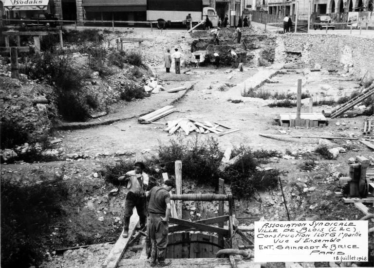Construction de l'Ilot G : 1e partie, vue d'ensemble, 18-07-1948 (Archives départementales de Loir-et-Cher, Blois, 1195 W 44).