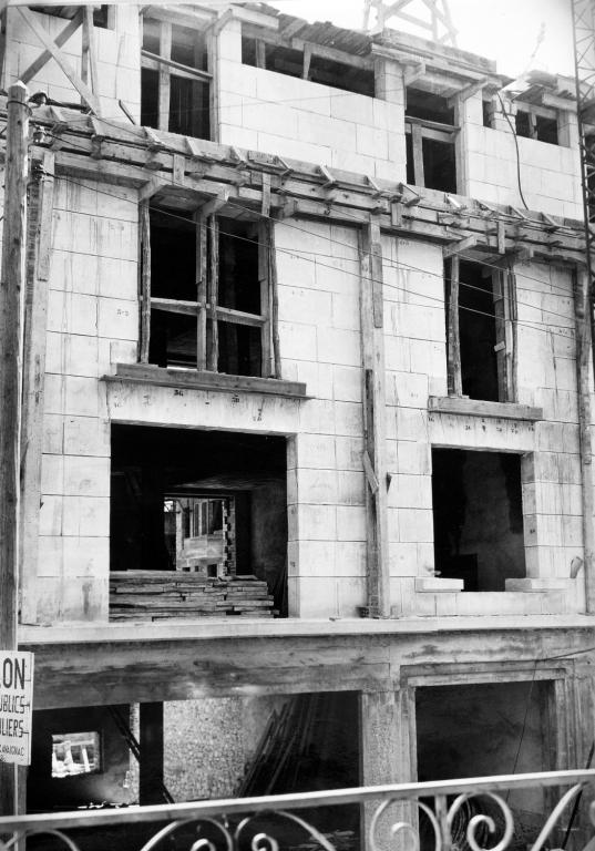 Construction des immeubles des 1, 3 et 5 rue des Trois-Clés par le cabinet Erre Joubert, 24-10-1949. (Archives départementales de Loir-et-Cher, Blois, 1195 W 44).