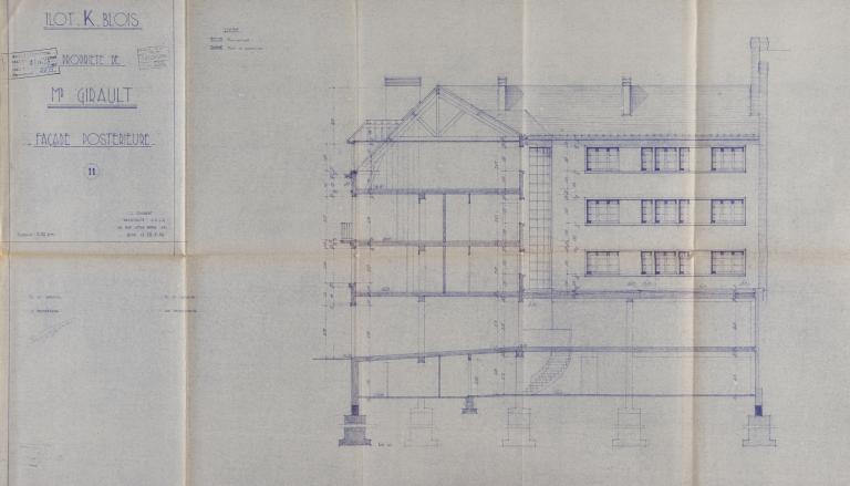 Façade postérieure nord et coupe, projet de L. Joubert, 1954. (Archives départementales de Loir-et-Cher, Blois, 1195 W 43).