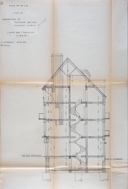 Coupe sur l'escalier, projet d'Henri Lafargue, 1953. (Archives départementales de Loir-et-Cher, Blois, 1195 W 43).