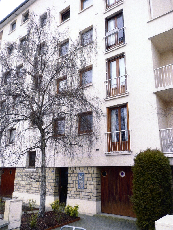 Vue partielle de l'immeuble.