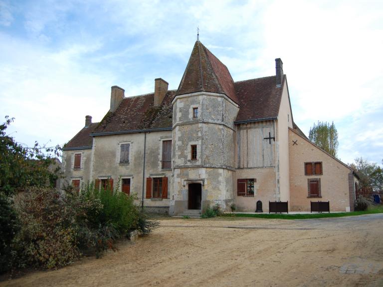 Vue générale du manoir, depuis le nord-ouest. ; Le Grand Champrond, manoir.