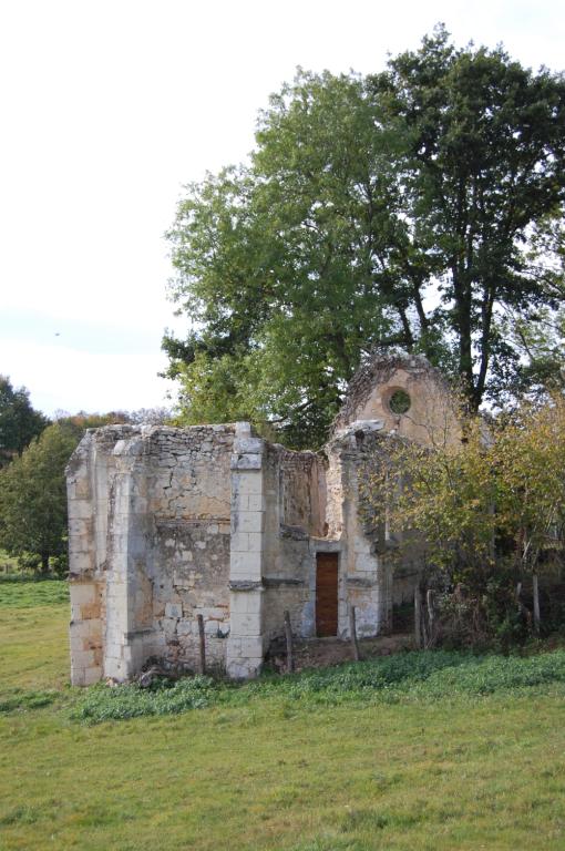 Vue générale depuis l'est.