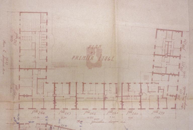 Plan du premier étage de l'îlot, Maurice Boille arch., [1949]. (archives municipales de Tours, Permis de construire 1949/n°647).