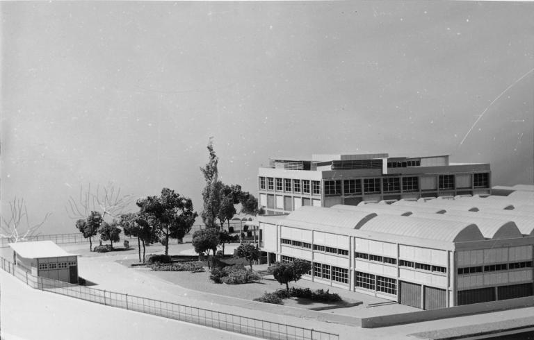 Vue de la maquette de l'imprimerie, [195?]. (archives privées du groupe Serge Laski, établissements Mame).