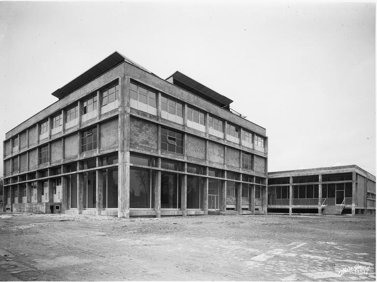 Imprimerie Mame, actuellement École des beaux-arts (49 boulevard Preuilly)