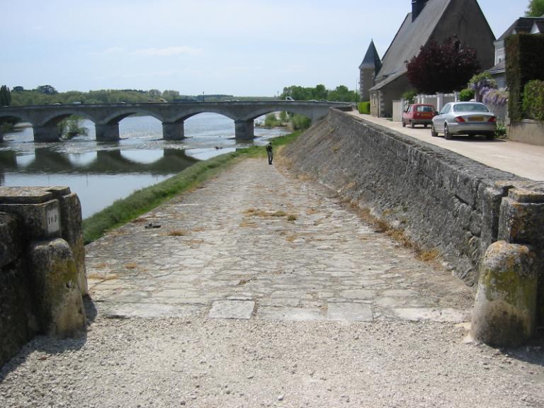 Plan des levées entre Tours et Langeais, milieu XVIIIe siècle, détail sur le Port de Vallière. (archives départementales d'Indre-et-Loire, C 277).
