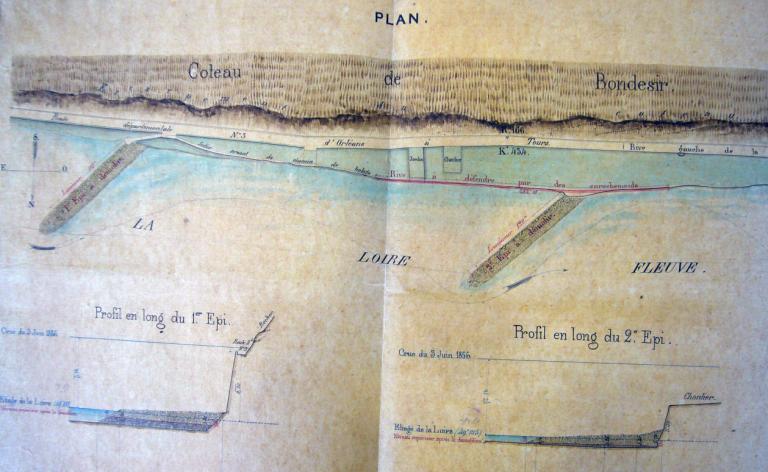 Extrait du cadastre napoléonien de Tours, 1833, partie située en amont du pont de pierre. (archives départementales d'Indre-et-Loire, 3 P/261/5). ; Extrait du cadastre napoléonien de Tours, 1833, partie située en amont du pont de pierre. (archives départementales d'Indre-et-Loire, 3 P/261/5).