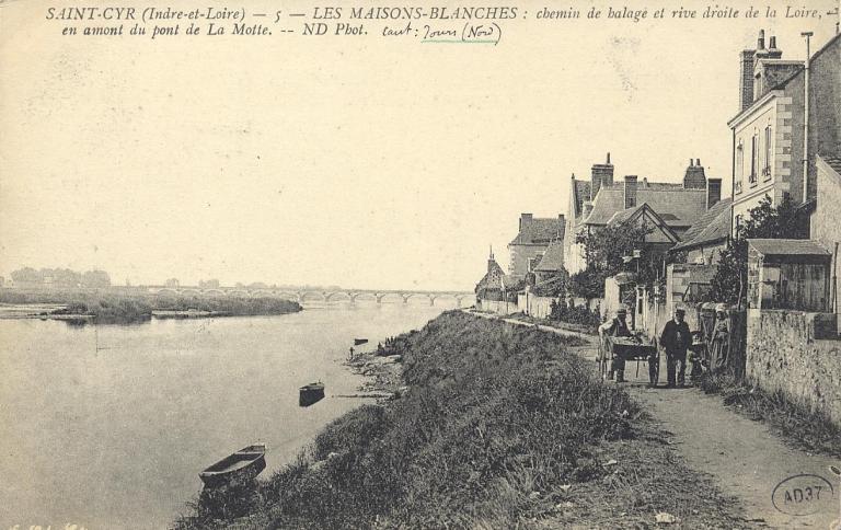 Cale dite cale en tablier à quai incliné (port au Bois) ; Cale dite cale abreuvoir simple (port au Bois)