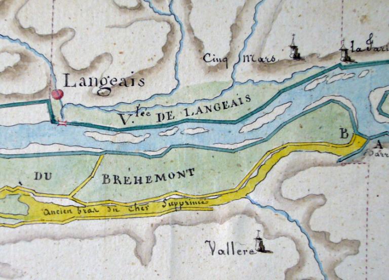 Les quais et le château. Carte postale ancienne. (archives départementales d'Indre-et-Loire, 10 Fi 3-257).