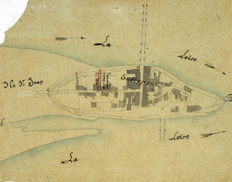 Ancien urinoir (1866) situé près de l'église. Il n'y a plus de porte.  Le projet de 1866 prévoyait cinq urinoirs identiques, il en subsiste deux aujourd'hui.