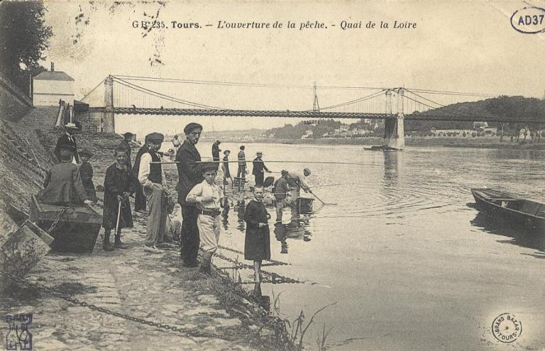Travaux complémentaires de défense du bourg, 25 octobre 1867, ingénieur ordinaire de Basire. (archives départementales d'Indre-et-Loire, S 4993).