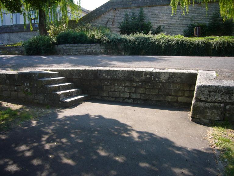 Entrée de la gare du canal de jonction, état en 1999. Vue prise vers l'aval.