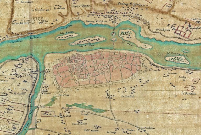 Extrait du cadastre napoléonien de la Chapelle-aux-Naux, 1813. Emplacement du bac reliant Langeais et la Chapelle-aux-Naux. (archives départementales d'Indre-et-Loire, 3 P 2/102/1). ; Extrait du cadastre napoléonien de la Chapelle-aux-Naux, 1813. Emplacement du bac reliant Langeais et la Chapelle-aux-Naux. (archives départementales d'Indre-et-Loire, 3 P 2/056/1).