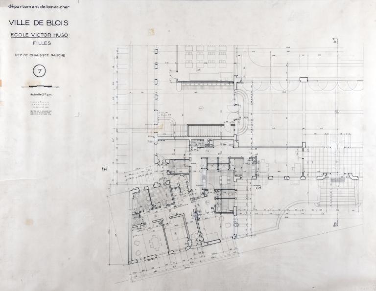 Habitations rue d'Angleterre, plan du rez-de-chaussée, par A. Aubert, 1951-52. (Fonds A. Aubert. SIAF/ Cité de l'architecture et du Patrimoine / Archives XXe siècle, 72 IFA : 322).