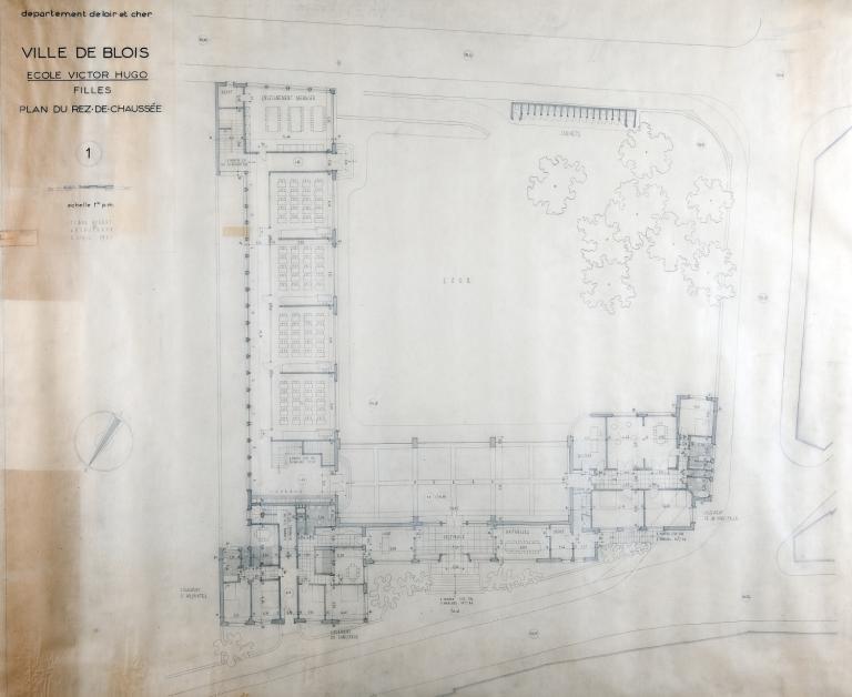 Projet d'école Victor-Hugo, plan du rez-de-chaussée par A. Aubert, 04-1950. (Fonds A. Aubert. SIAF/ Cité de l'architecture et du Patrimoine / Archives XXe siècle, 072 IFA : 322).