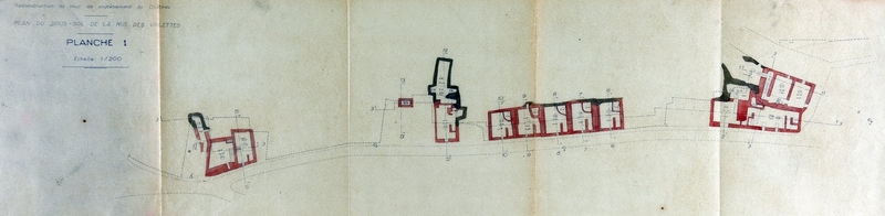 Projet de reconstruction du mur de soutènement de la place du Château. Plan du sous-sol de la rue des Violettes. S.d. (Archives départementales de Loir-et-Cher, Blois, RV 3193).