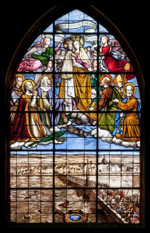 Eglise paroissiale Saint-Saturnin de Blois : vitrail du choeur (nord) commémorant la crue de 1866 à Blois, non daté, non signé.  Vitrail dédié à Notre-Dame des Aydes par les habitants du faubourg de Vienne.