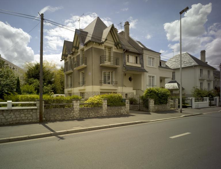 Maisons mitoyennes des 64 et 66 avenue du Maréchal-Leclerc.