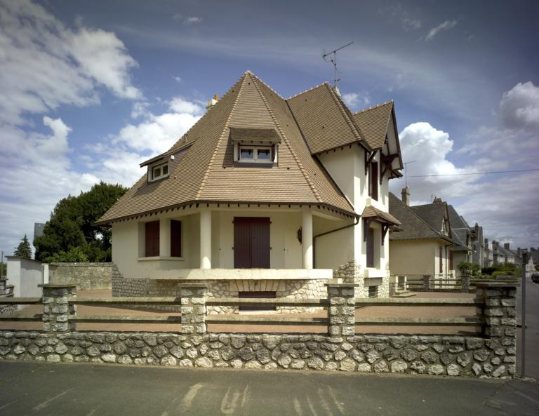 Maison du 67 avenue du Maréchal-Leclerc, façade nord.