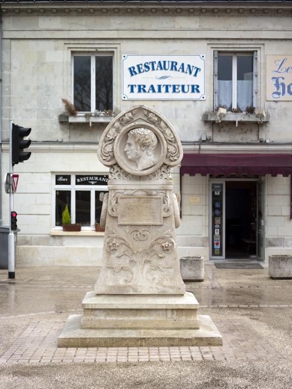 Vue de face.