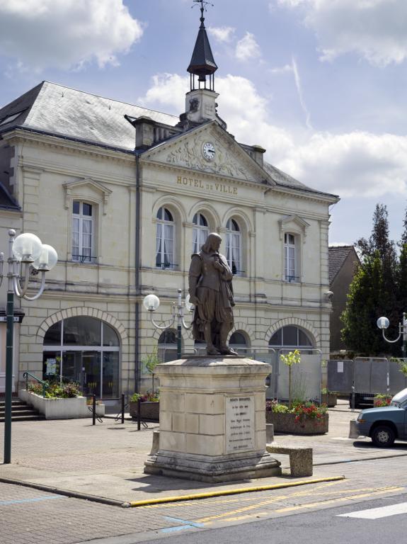 Vue d'ensemble du monument.