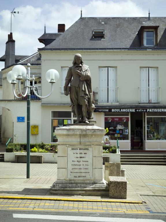 Vue d'ensemble de face.