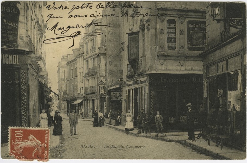 Vue de Blois avant-guerre : la rue du Commerce. (Collection particulière, B. Guignard).