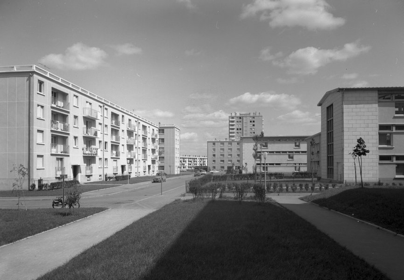 ZUP de Blois, vue de 1965. (Ministère de l'écologie, de l'énergie, du développement durable et de l'aménagement du territoire, 42536-4).