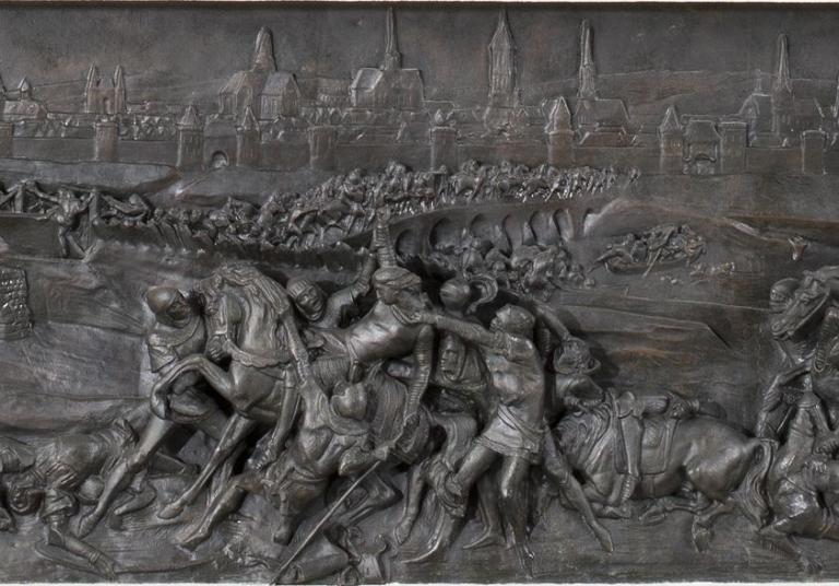 Détail du relief : Jeanne d'Arc faite prisonnière devant Compiègne (partie centrale avec Jeanne d'Arc).