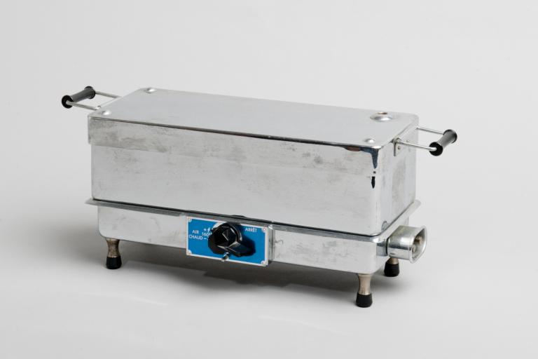 Instruments médicaux : 2 stérilisateurs Poupinel