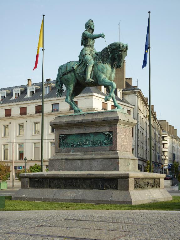 Vue générale depuis le sud-est.